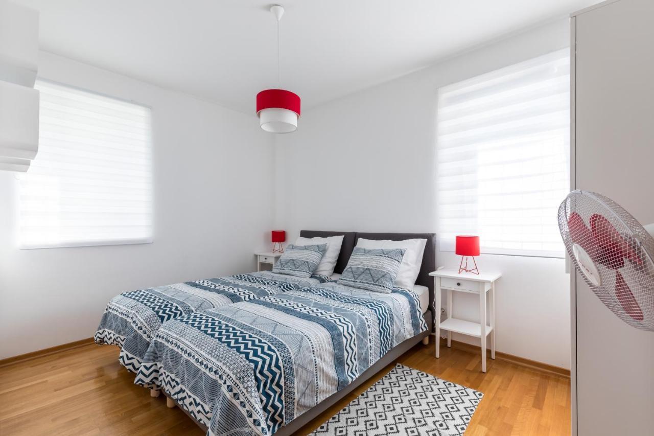 Zigi Apartment Split