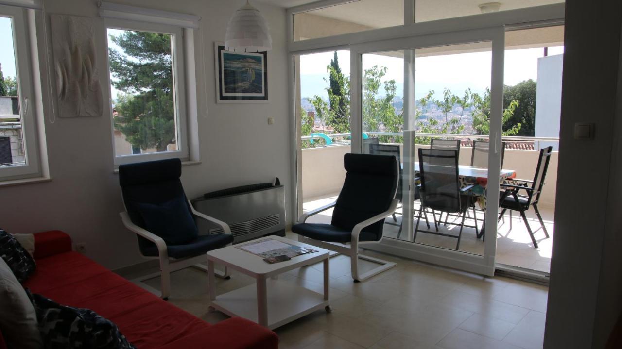 Zigi Apartment *